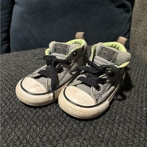 Toddler Size 6 Converse Gray Sneakers